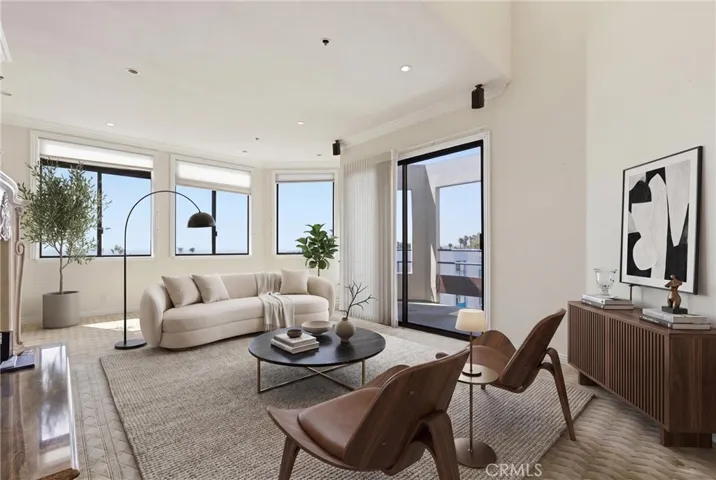 Living Room (Virtually staged)