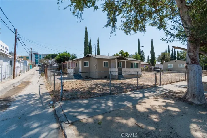 3577 Siskiyou, Los Angeles, California 90023
