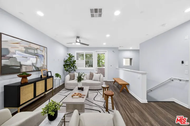 676 Colorado Circle, Carson, California 90745