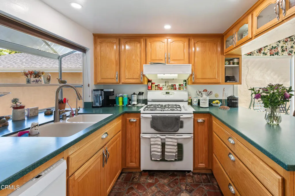 5935 Lake Lindero - -26