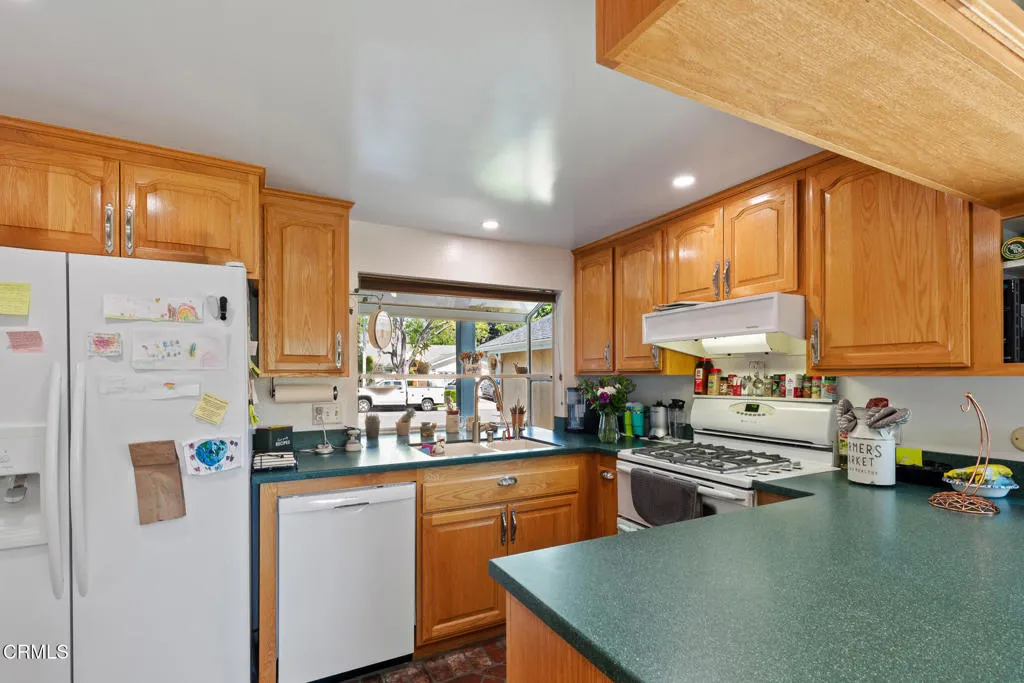 5935 Lake Lindero - -24