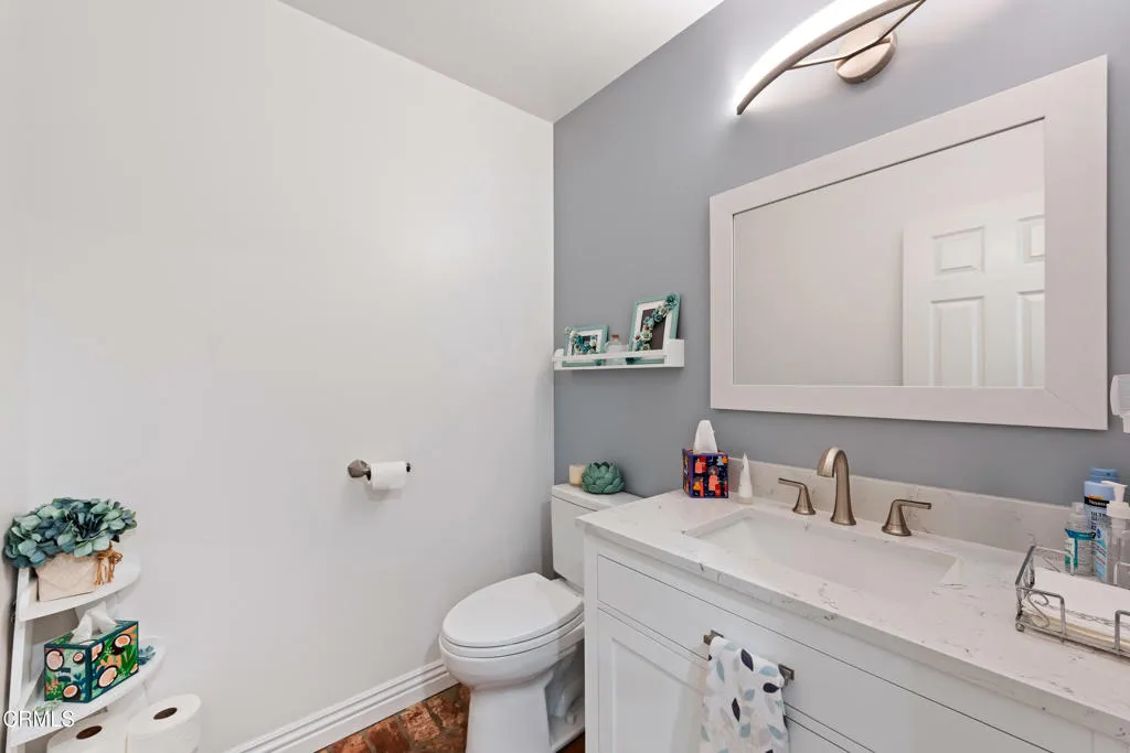 5935 Lake Lindero - -30