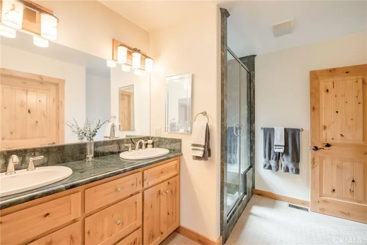 39145 Starview Lane, Big Bear Lake, California 92315