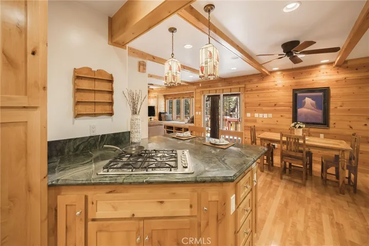 39145 Starview Lane, Big Bear Lake, California 92315