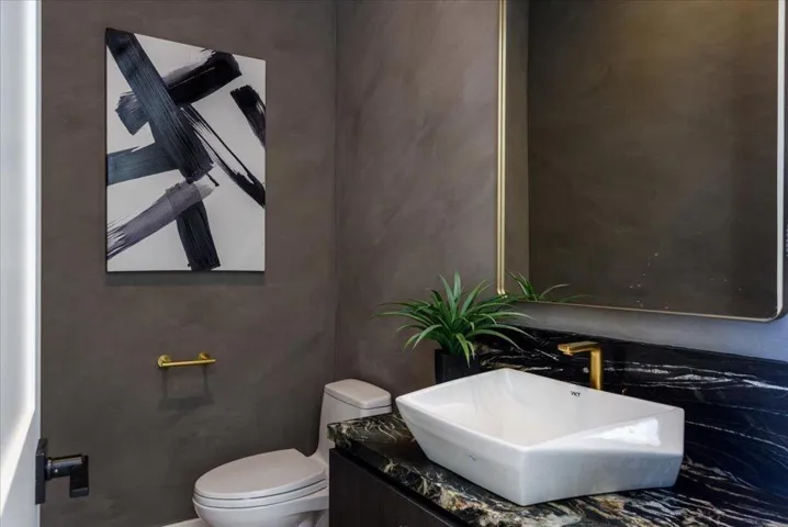Beautiful Powder Room
