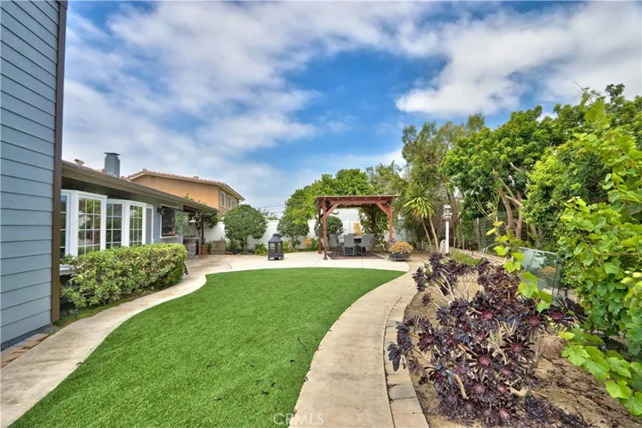 761 Calle Vallarta, San Clemente, California 92673