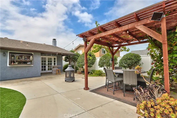 761 Calle Vallarta, San Clemente, California 92673