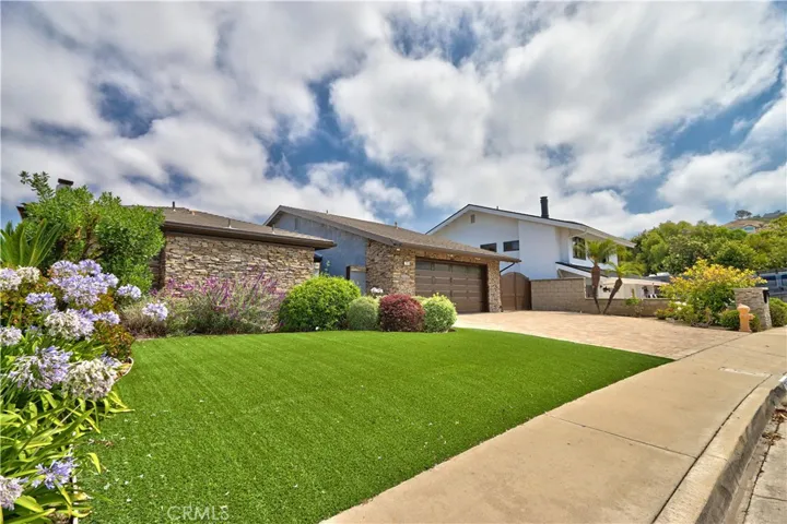 761 Calle Vallarta, San Clemente, California 92673
