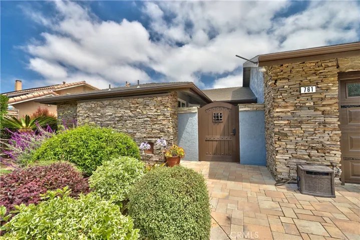 761 Calle Vallarta, San Clemente, California 92673