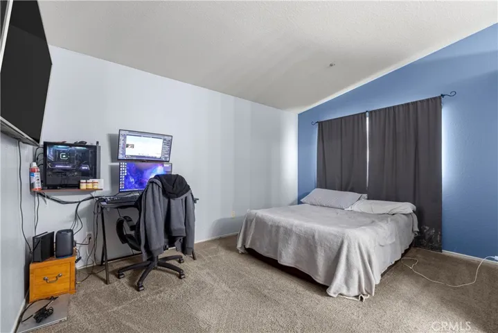 15417 Tobarra Road, Fontana, California 92337