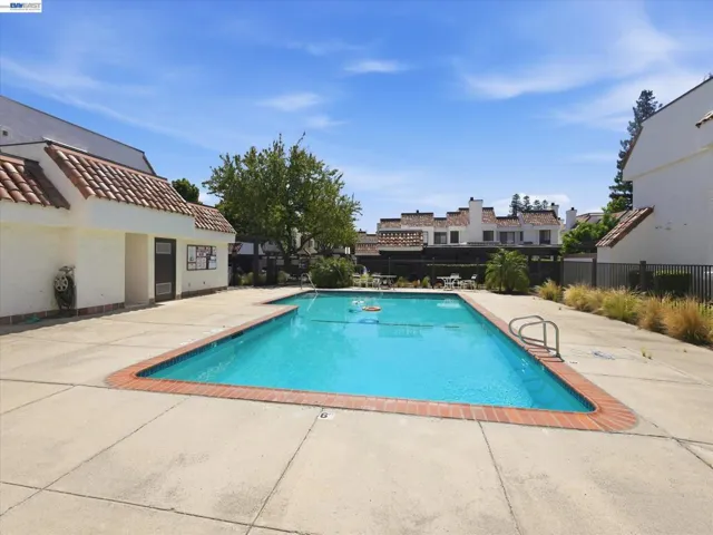 19811 Portal Plaza, Cupertino, California 95014