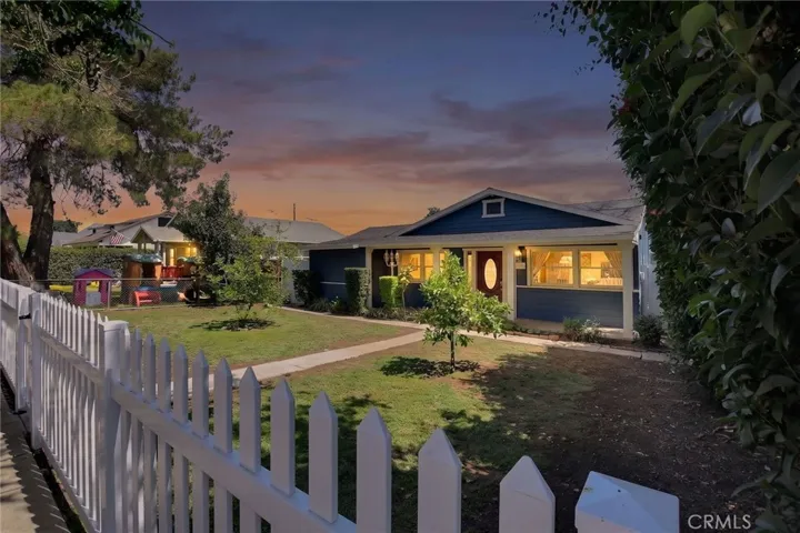 316 W 5th Street, San Dimas, California 91773