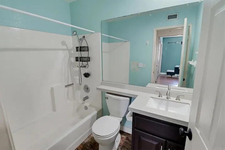 2698 Valencia, Spring Valley, California 91977