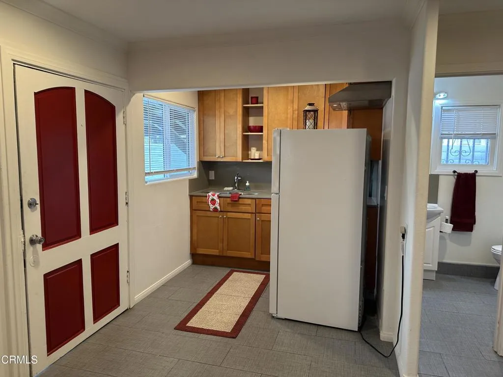 Studio Kitchen