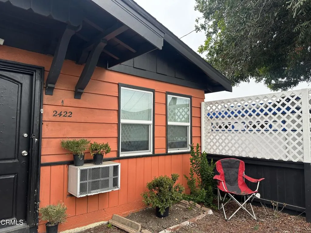 Private front yard