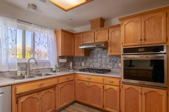 21123 Valle San Juan Drive, Salinas, California 93907