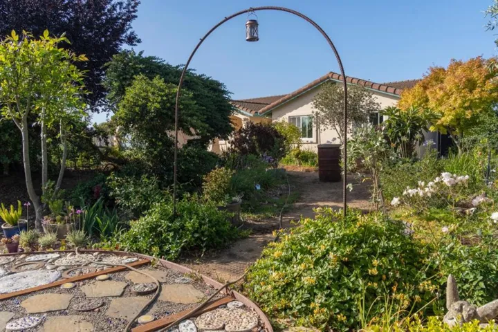 21123 Valle San Juan Drive, Salinas, California 93907