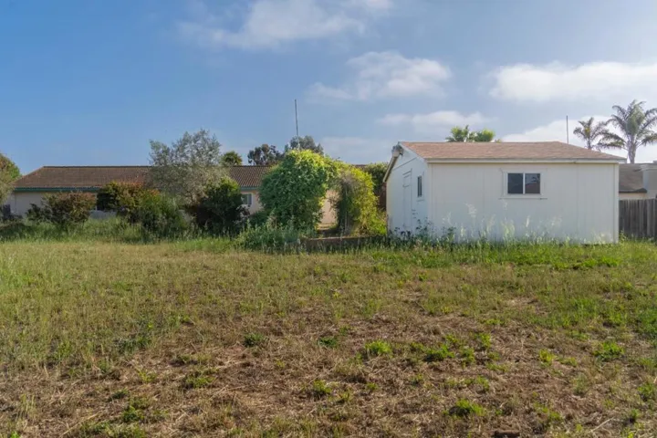 21123 Valle San Juan Drive, Salinas, California 93907