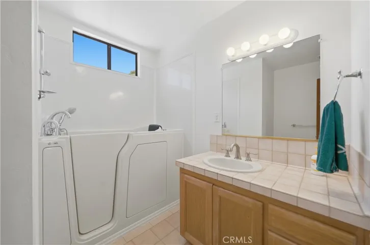 Secondary bathroom