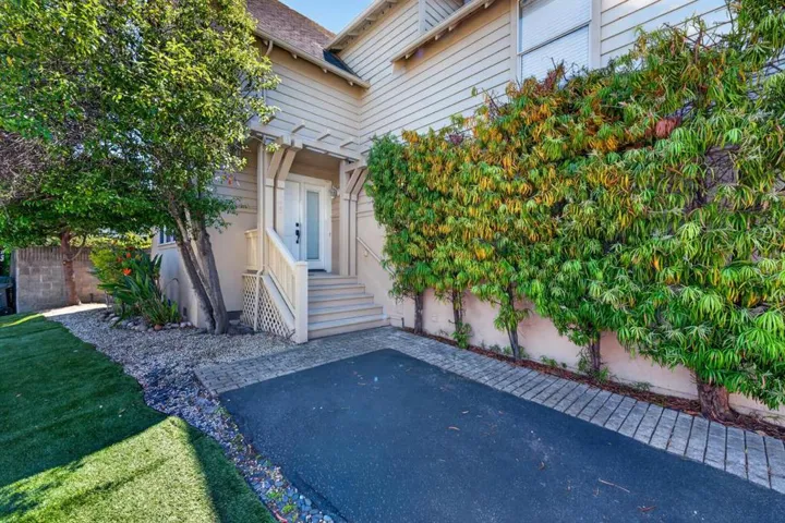148 Walti Street, Santa Cruz, California 95060