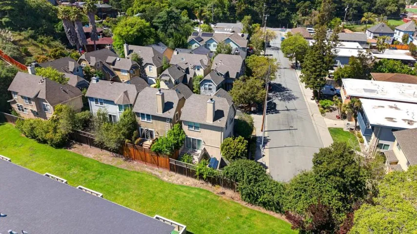 148 Walti Street, Santa Cruz, California 95060