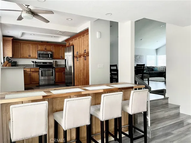 Family room to kitchen