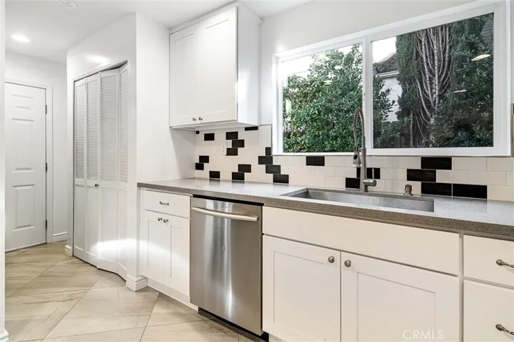 Kitchen view #7