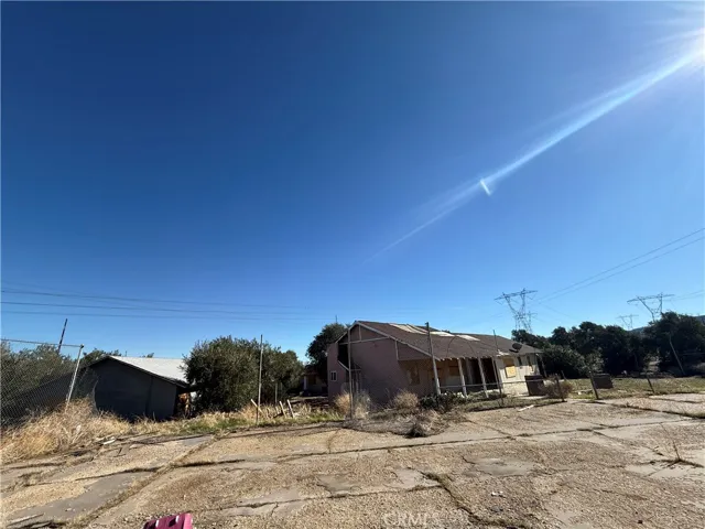 8539 W Avenue L, Lancaster, California 93536
