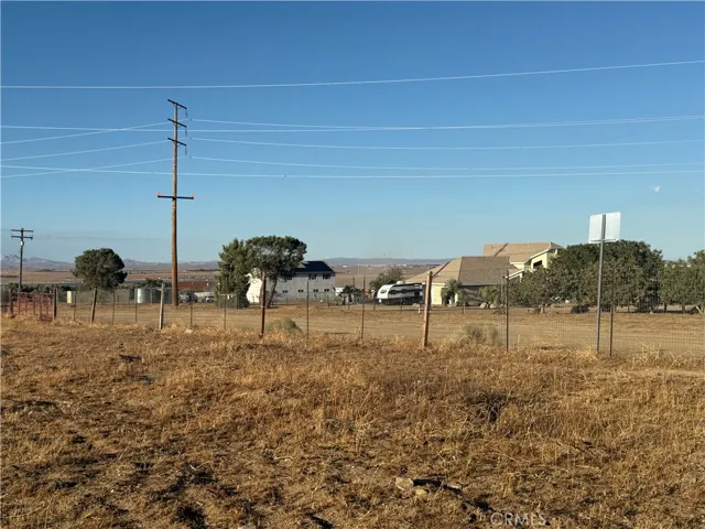 8539 W Avenue L, Lancaster, California 93536