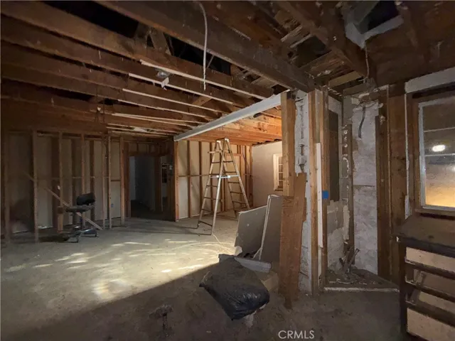 8539 W Avenue L, Lancaster, California 93536