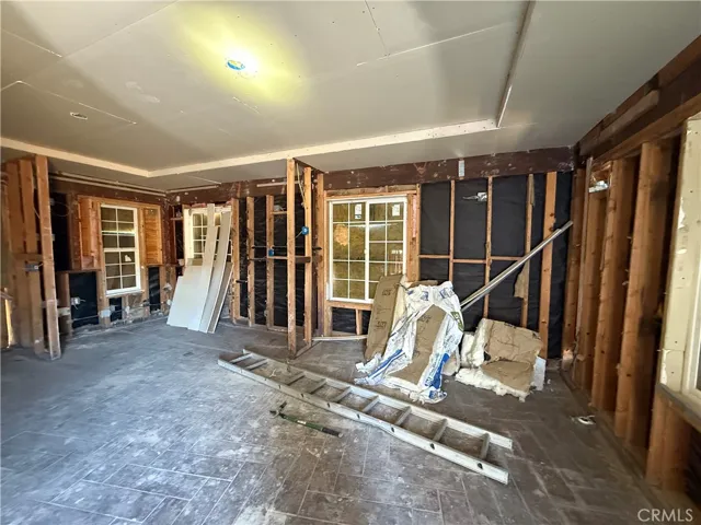 8539 W Avenue L, Lancaster, California 93536