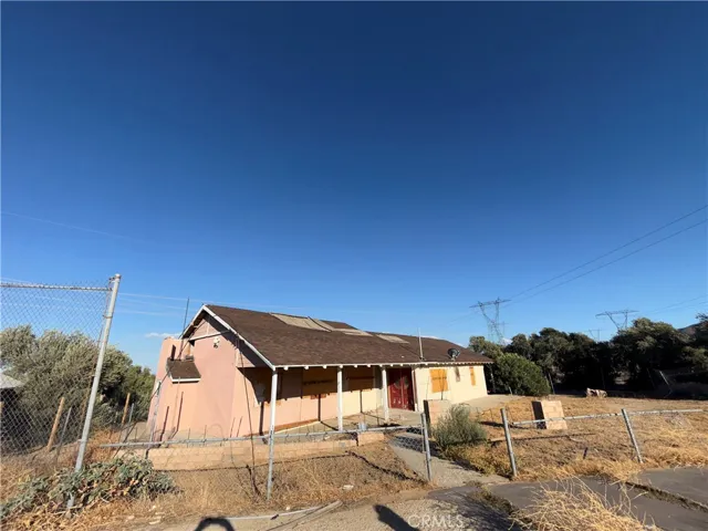 8539 W Avenue L, Lancaster, California 93536