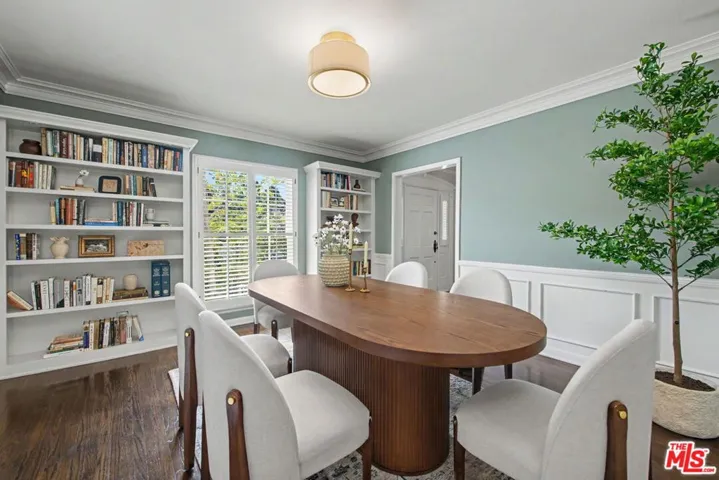 11027 Cashmere Street, Los Angeles, California 90049