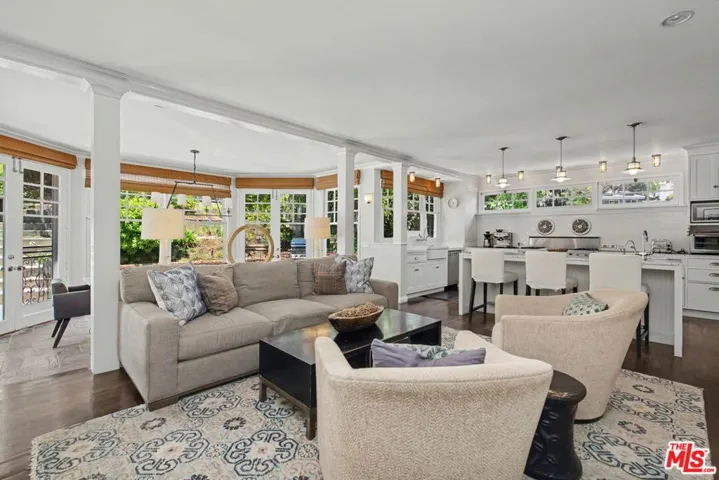 11027 Cashmere Street, Los Angeles, California 90049