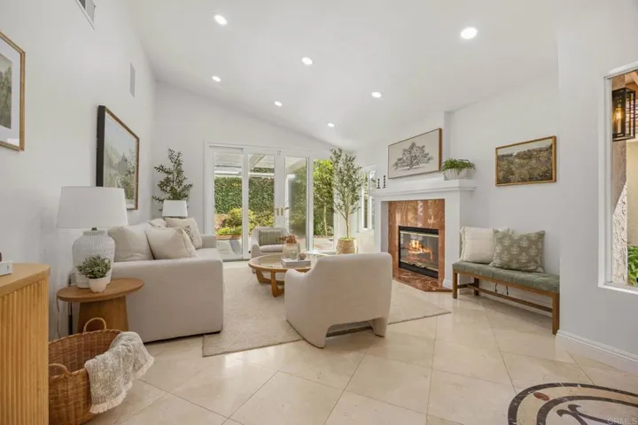 13275 Jacarte Court, Carmel Valley, California 92130