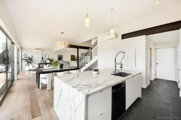 5725 Soledad Mountain, La Jolla, California 92037
