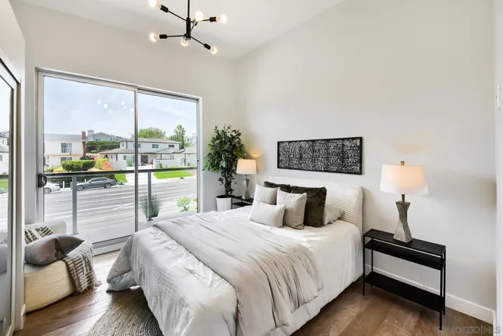 5725 Soledad Mountain, La Jolla, California 92037