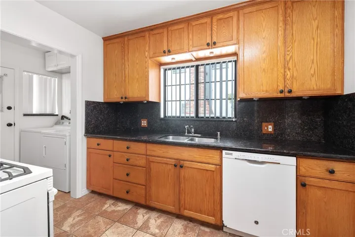 3919 Globe, Culver City, California 90230