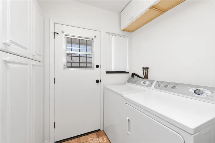 3919 Globe, Culver City, California 90230
