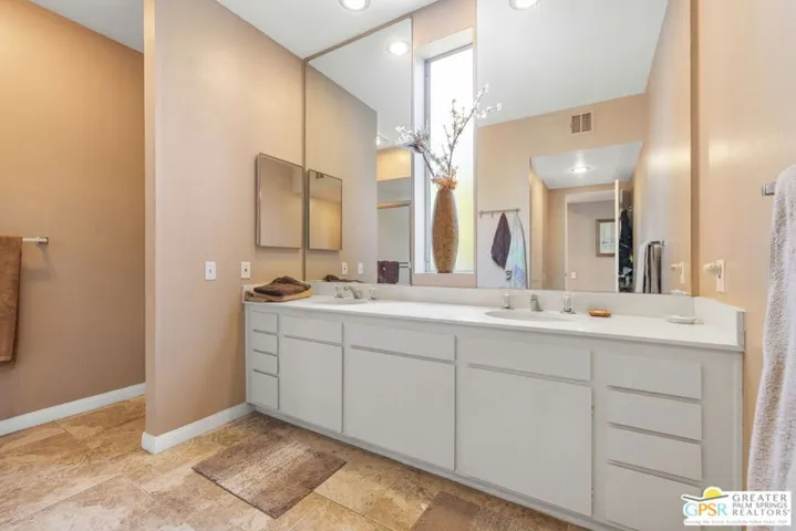 431 Desert Lakes Drive, Palm Springs, California 92264