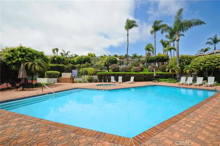 Community Pool Nearby