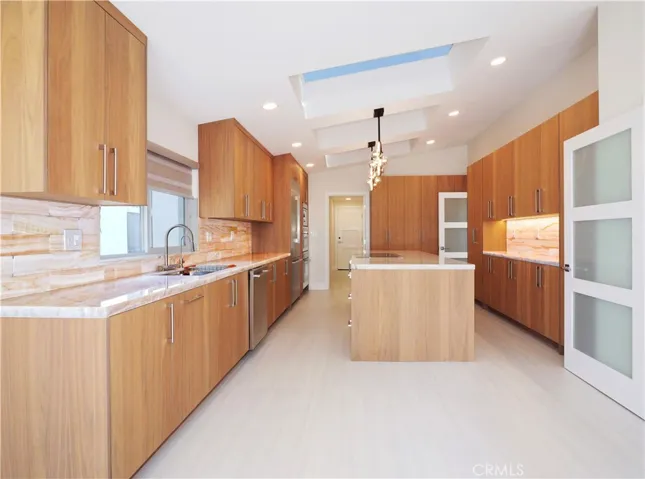 Kitchen with Center Island