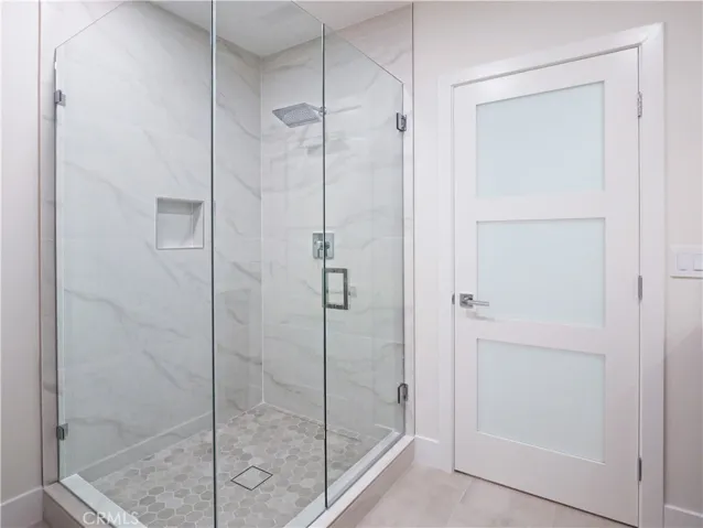 Hallway Bathroom for Bedroom #3