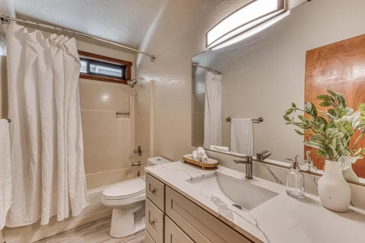 61 Southbank Road, Carmel Valley, California 93924