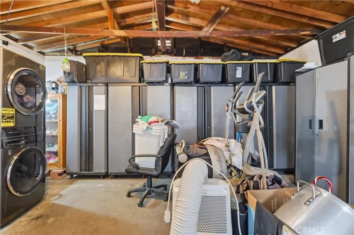 440 W Cherry, Compton, California 90222
