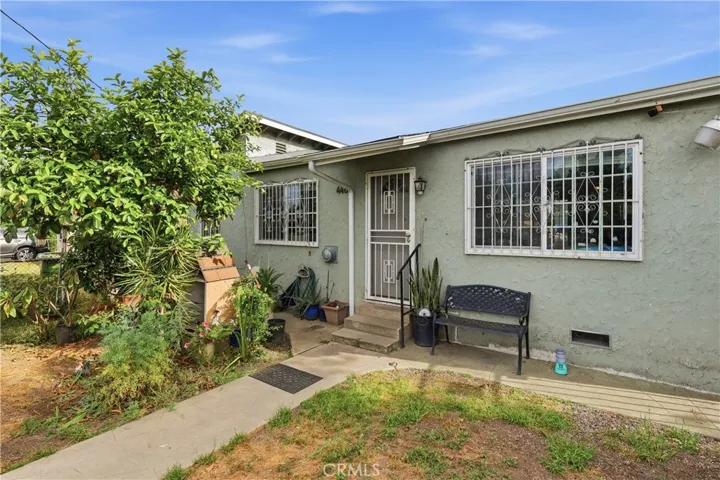 440 W Cherry, Compton, California 90222