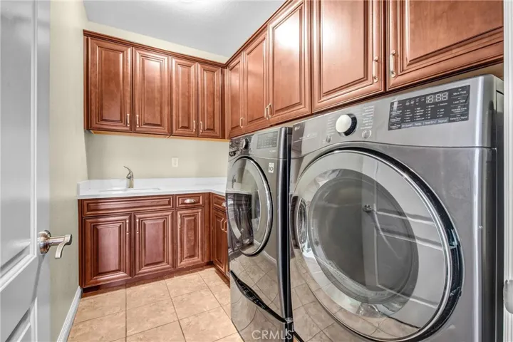28163 Anvil Court, Valencia, California 91354