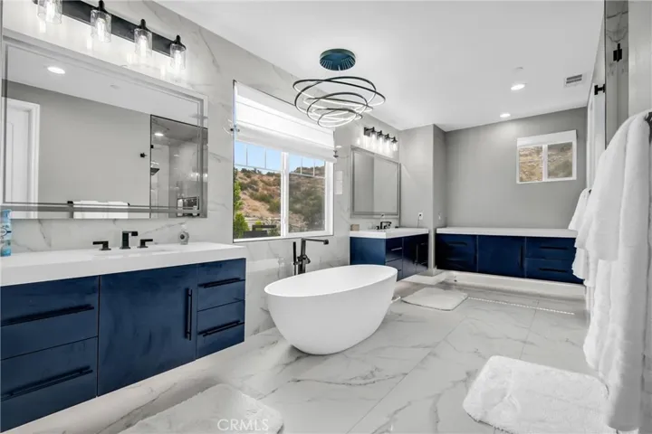 28163 Anvil Court, Valencia, California 91354
