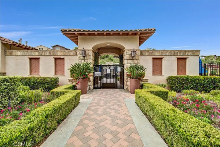 28163 Anvil Court, Valencia, California 91354