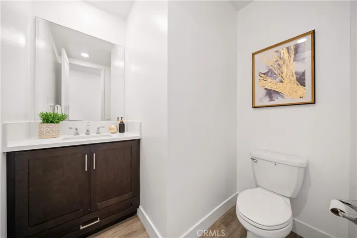 80 Ballast, Tustin, California 92782